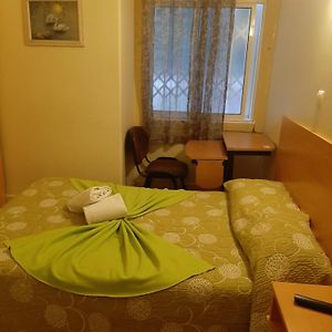 Budget Kamer met een King Size Bed